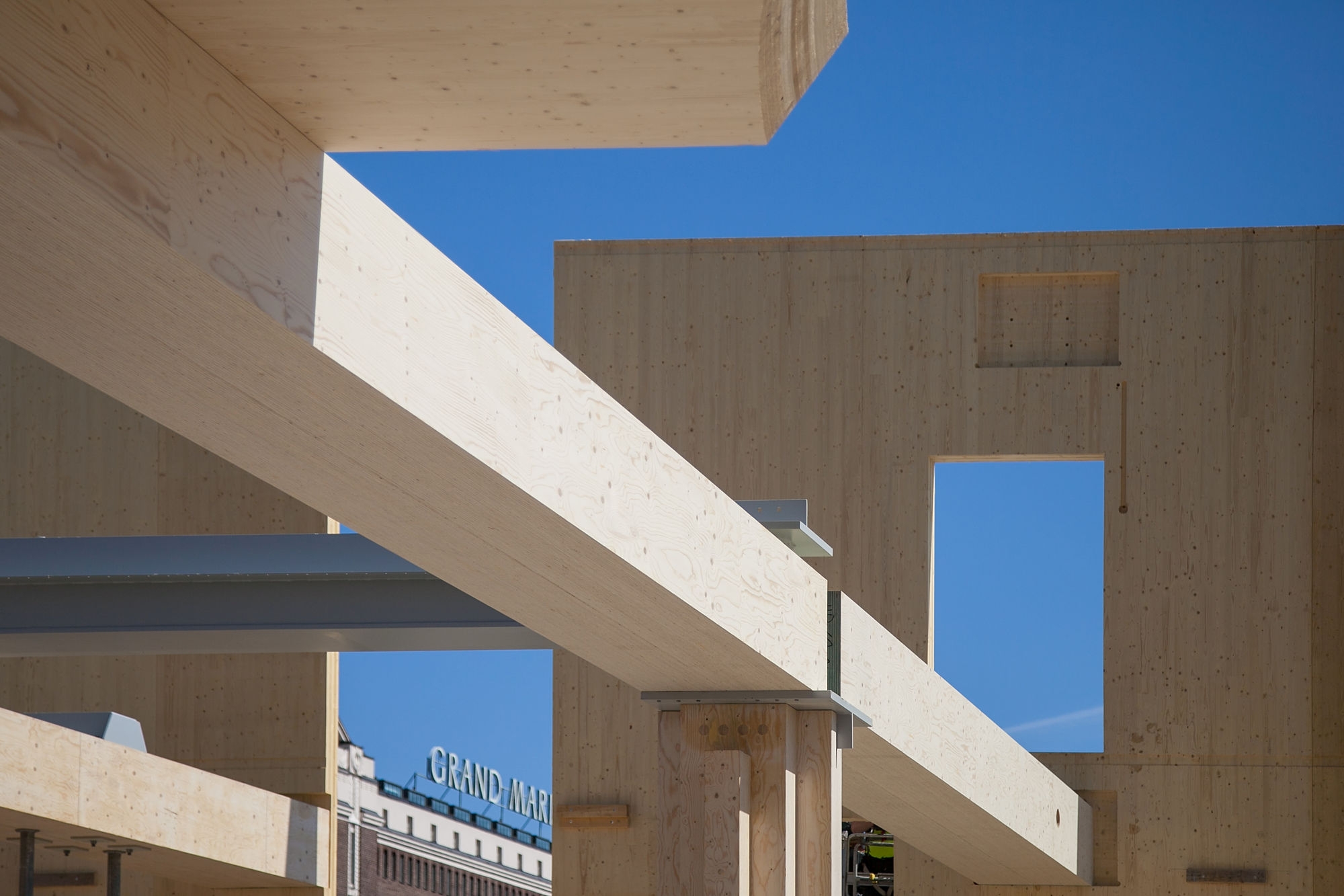 Sylva™  GLT and LVL Beams and Columns