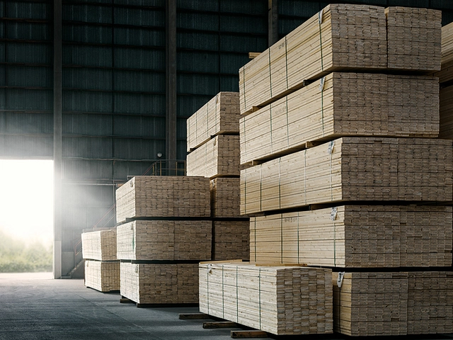 Stacked milled wood drying at Gruvön saw mill | Photo credits: ©Stora Enso