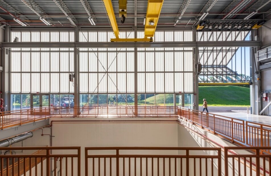 Facades - 175CW Translucent Glazing