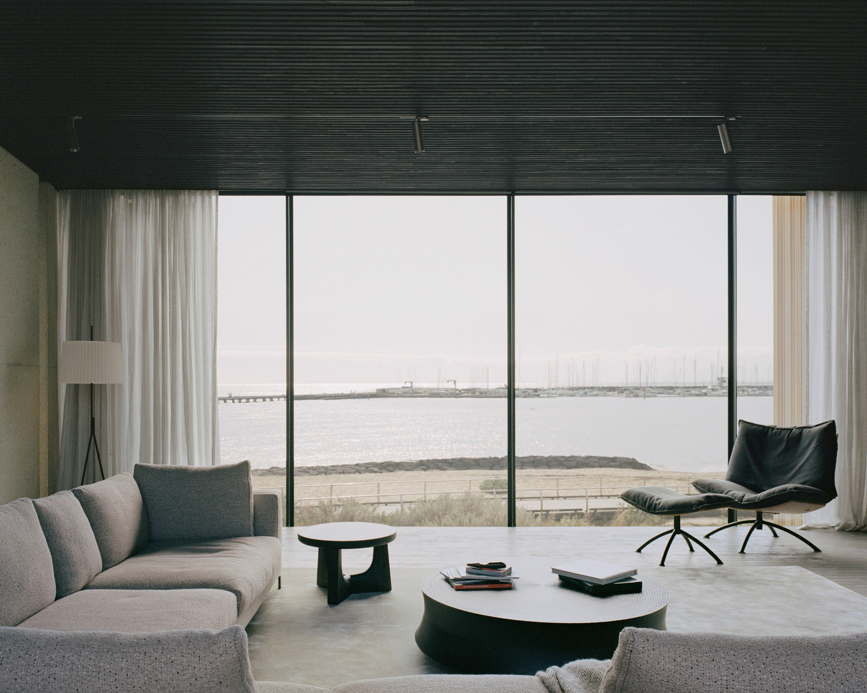 External Bi-Fold Screens in House on the Bay