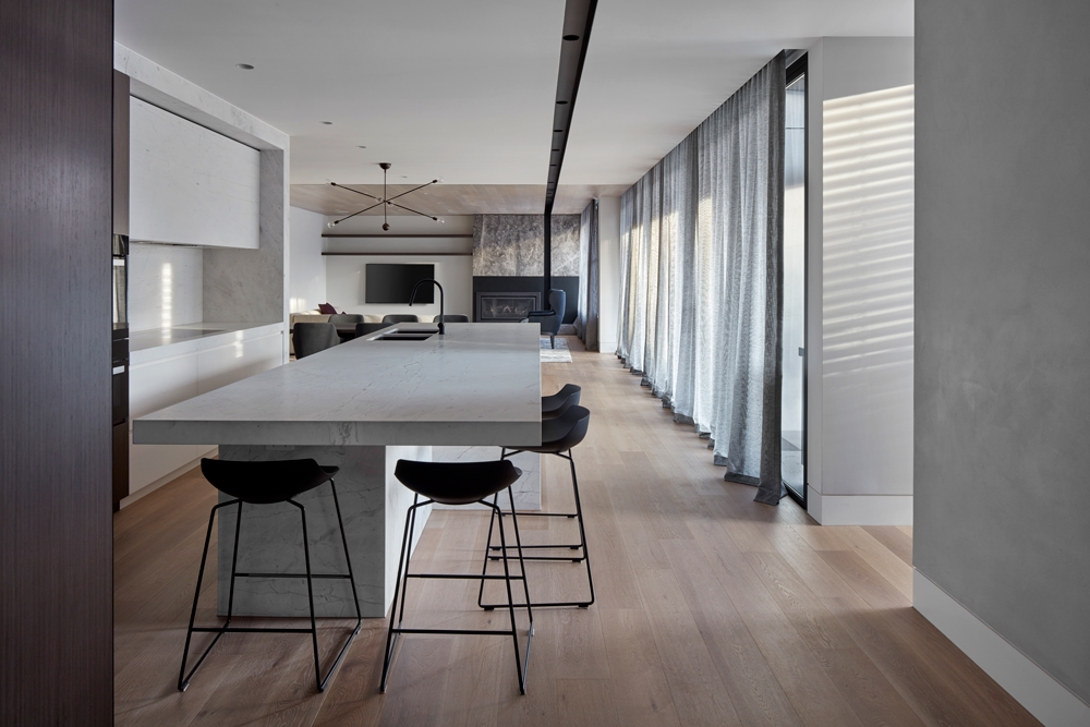 External Blinds in The Shade Home