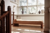 V Day Bed