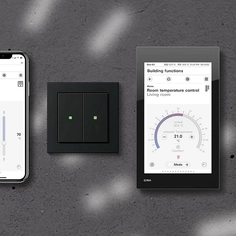 Sistema doméstico inteligente - Gira One