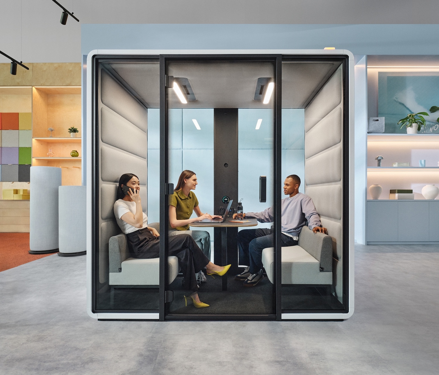 Medium Accessible Meeting Pod - HushFree.Access.M