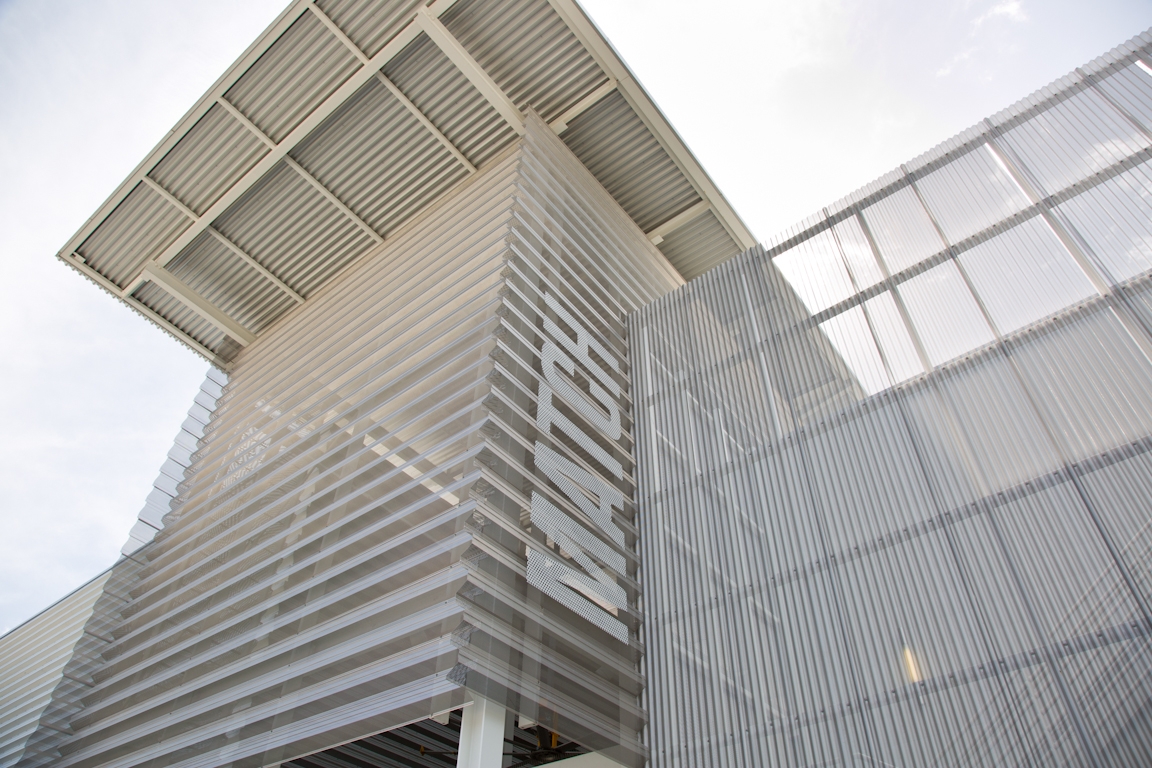 How to Choose the Right Metal Wall System