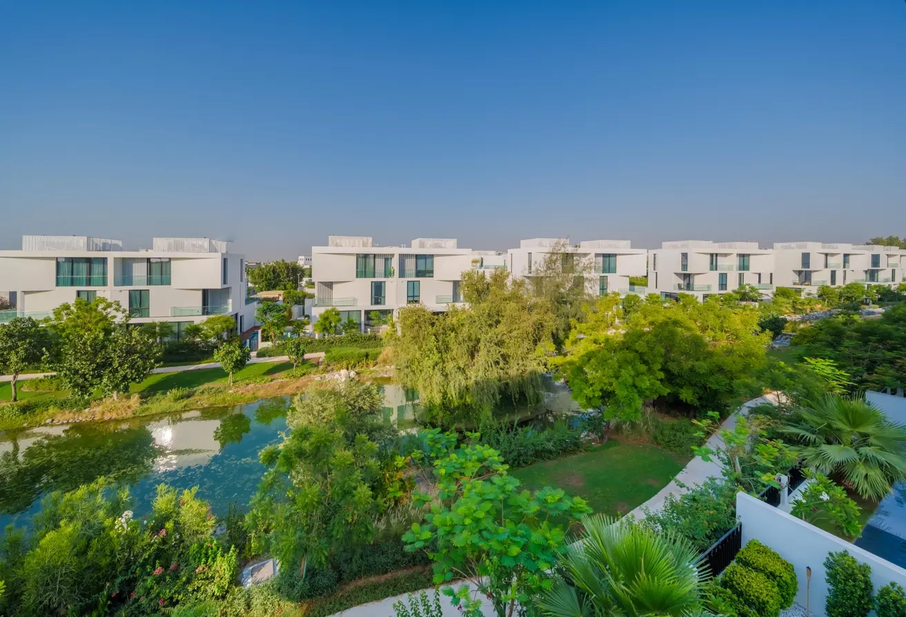 Minimal Sliding System in Chorisia Villas