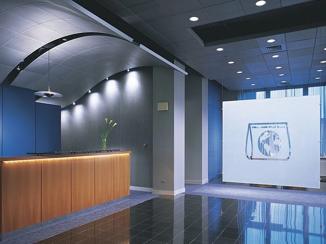 Curvatura™ 3-Dimensional Metal Suspension System