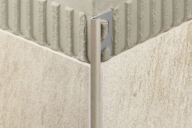 SCHLUTER RONDEC wall profile