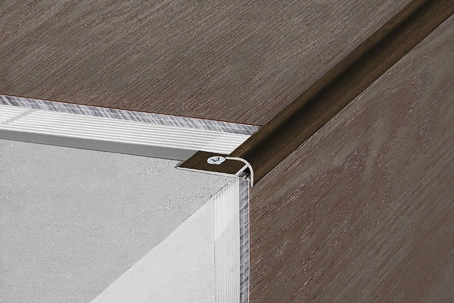 SCHLUTER VINPRO-RO wall profile