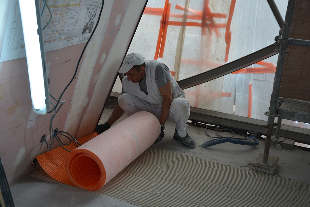 Schluter®-DITRA in Eiffel Tower