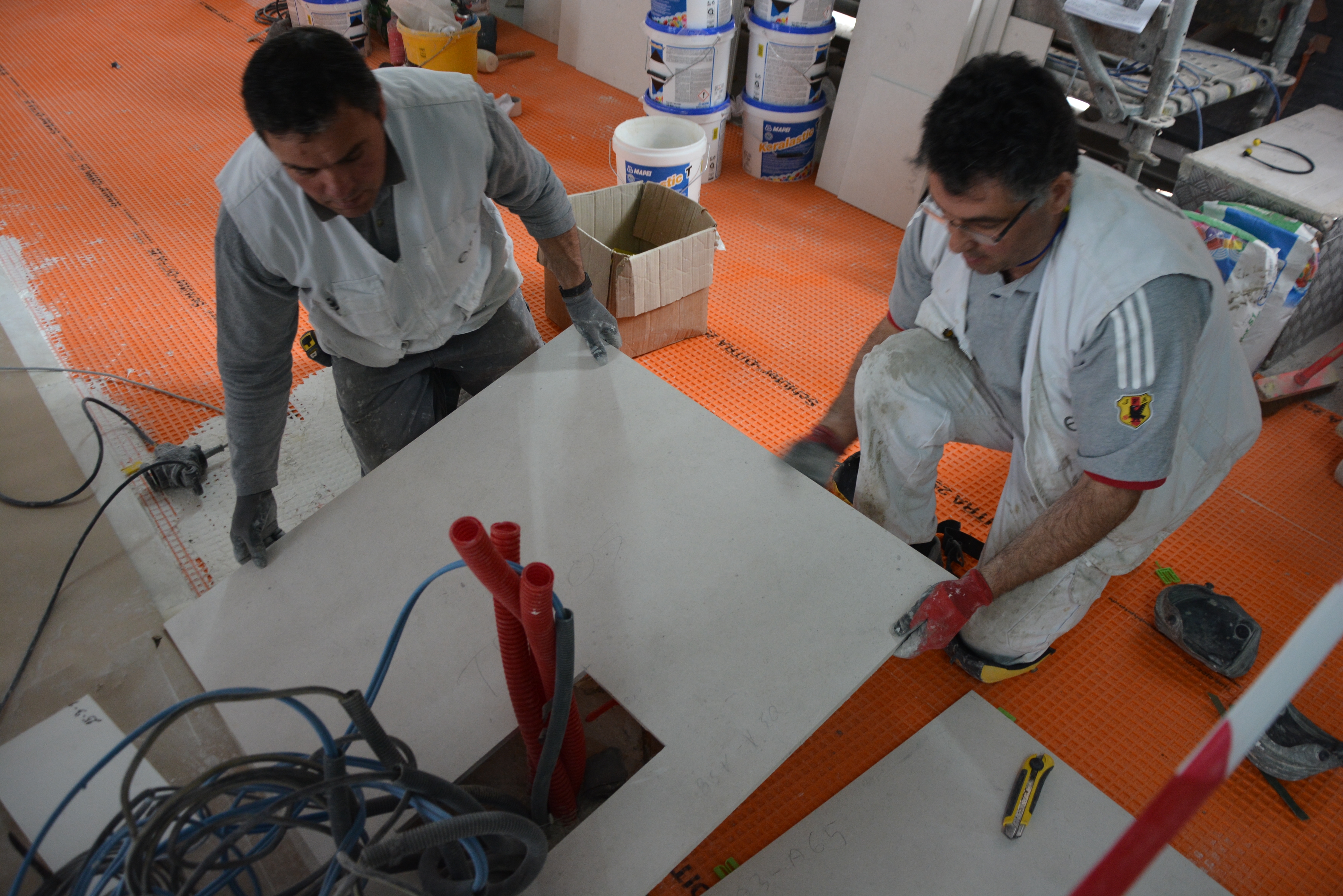 Schluter®-DITRA in Eiffel Tower