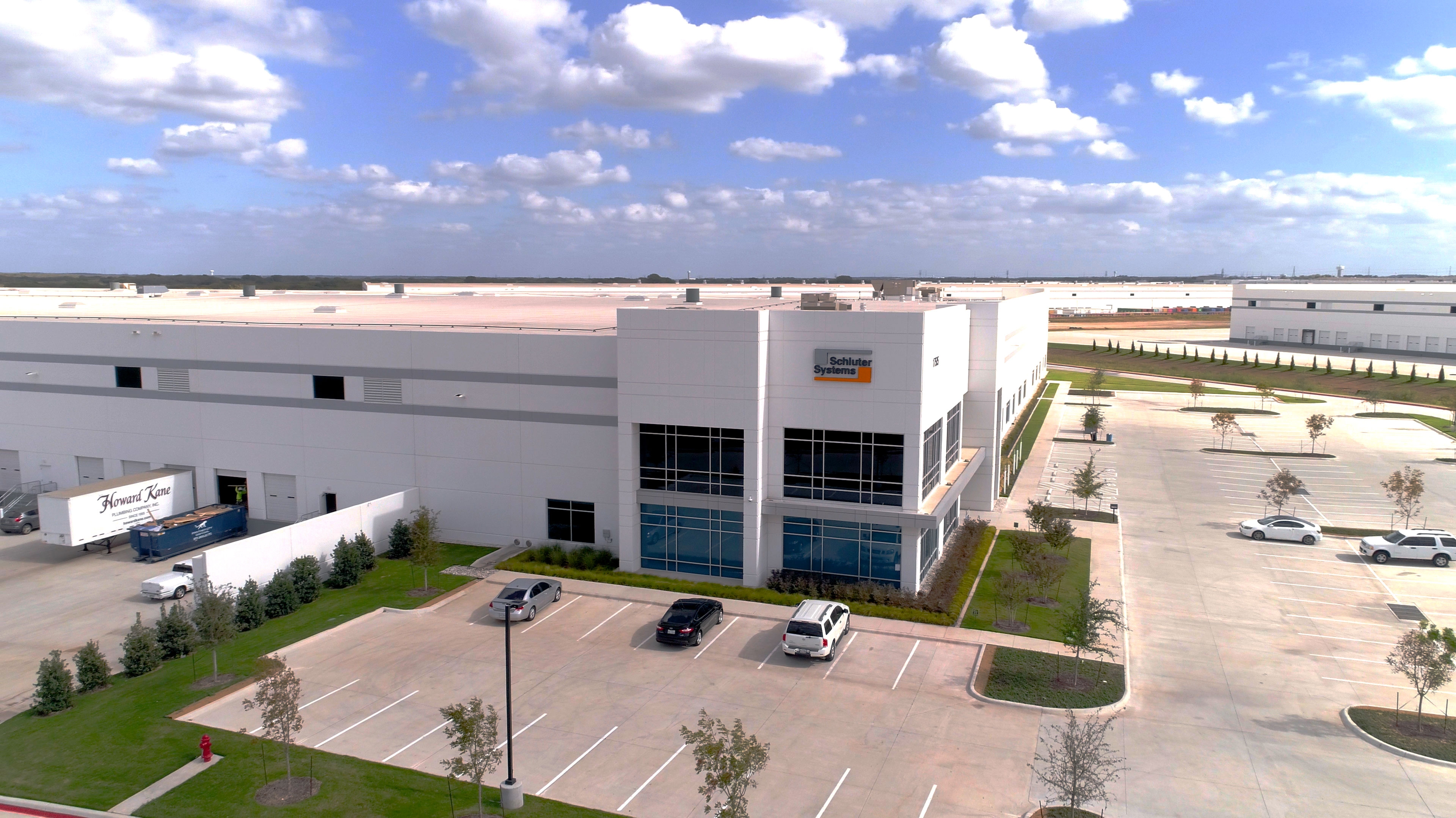 Floor-Heating Membranes at Dallas Distribution Center