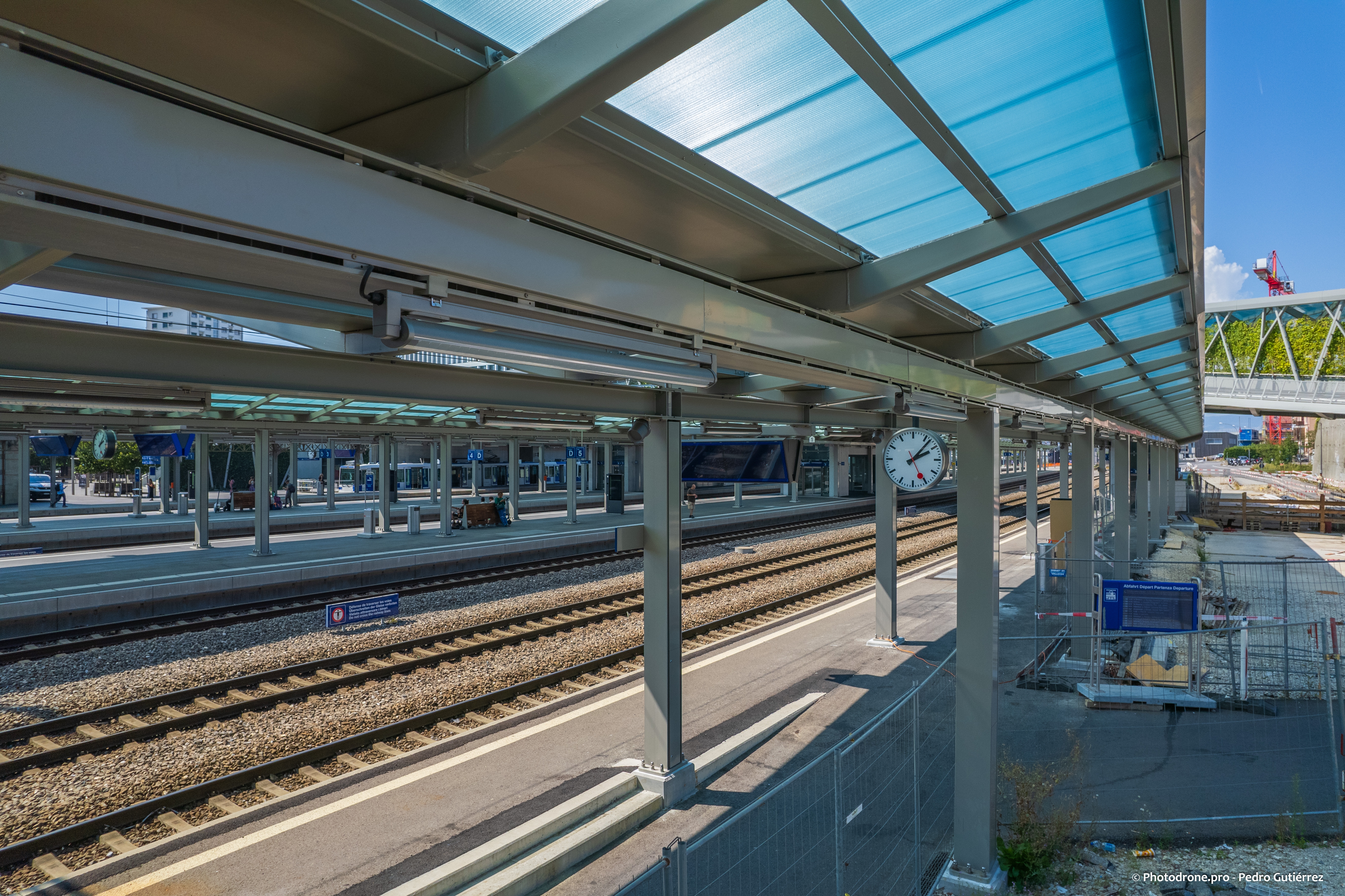 Station Modernization with Polycarbonate Panels