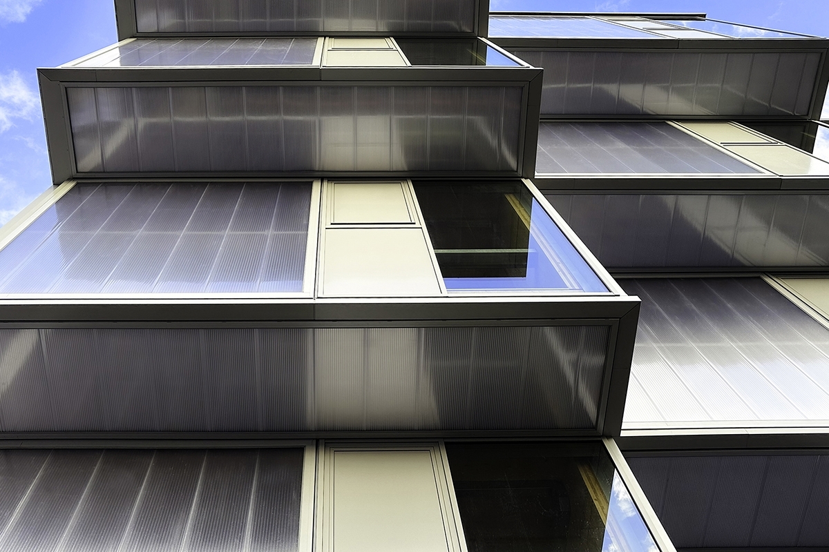 Urban Industrial Architecture with Polycarbonate