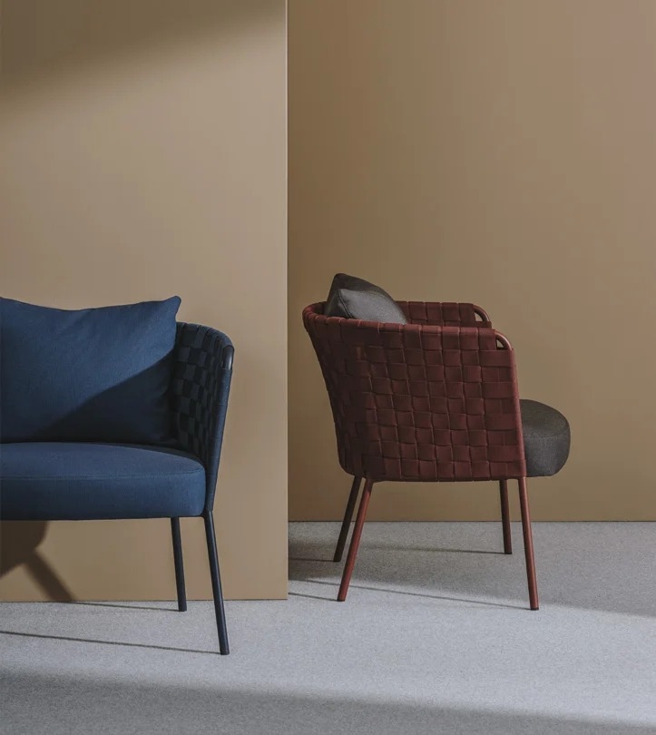 Outdoor Lounge Chairs