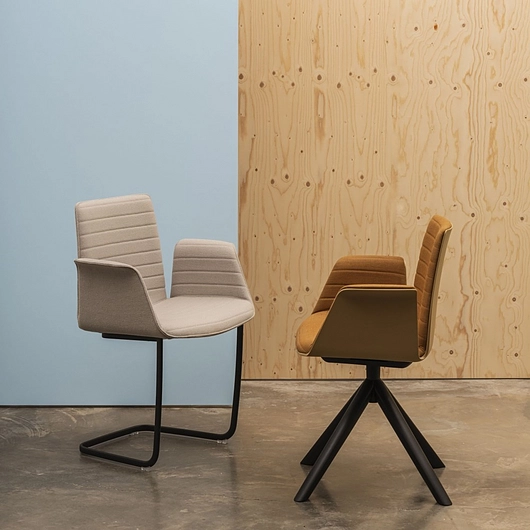 Flex Armchair