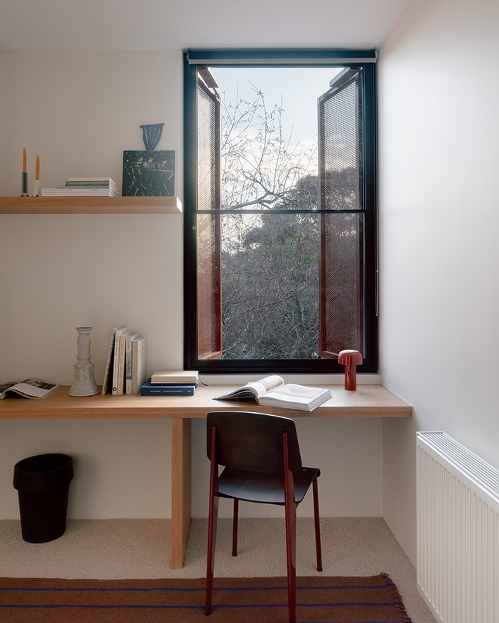 Retractable Folding Arm Awning in Melbourne Terrace