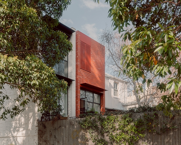 Retractable Folding Arm Awning in Melbourne Terrace