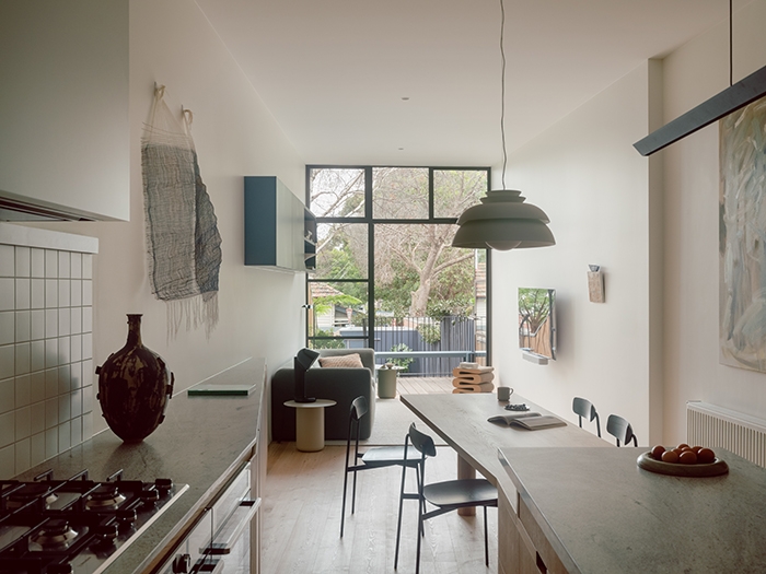 Retractable Folding Arm Awning in Melbourne Terrace