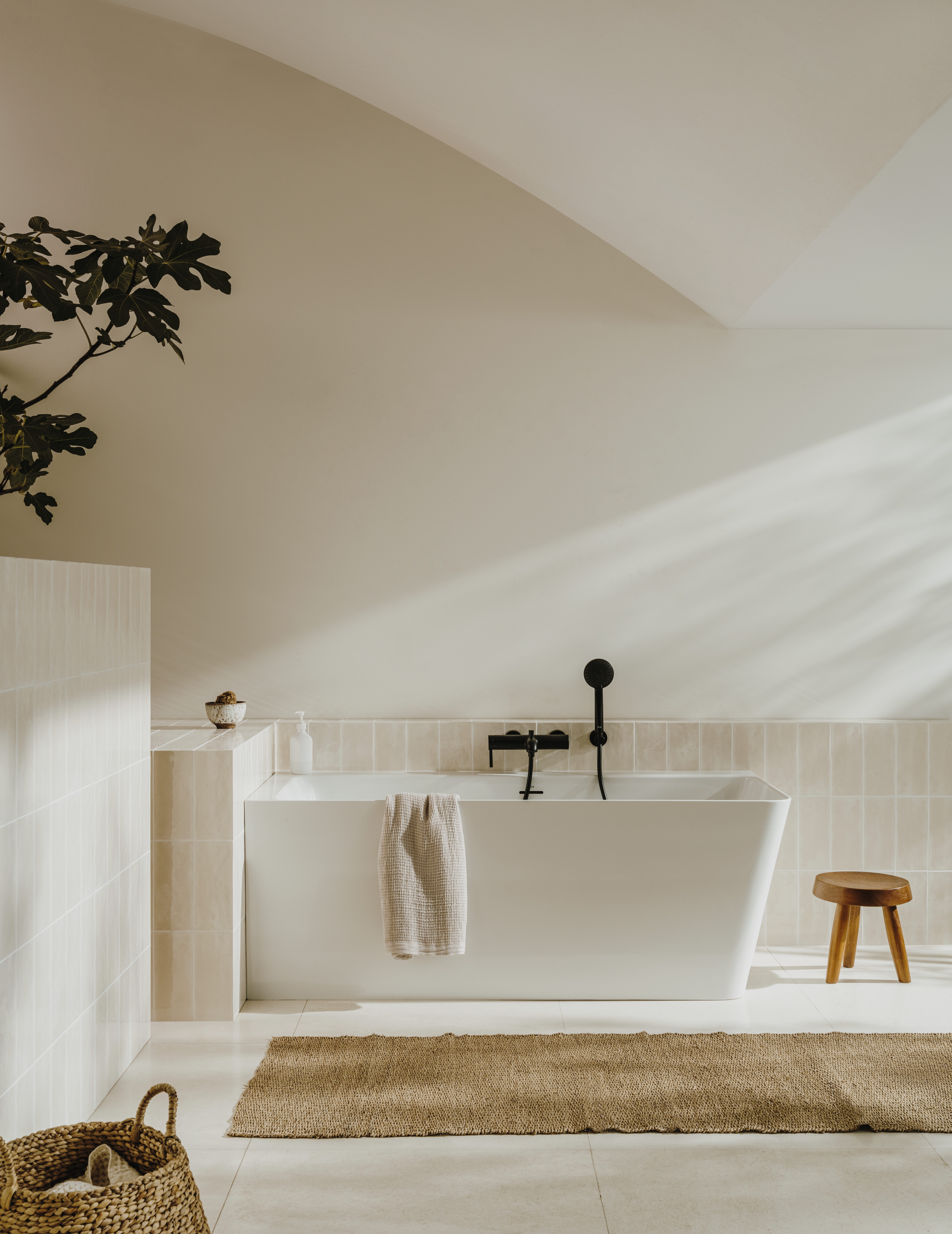 Baths - Ona Collection