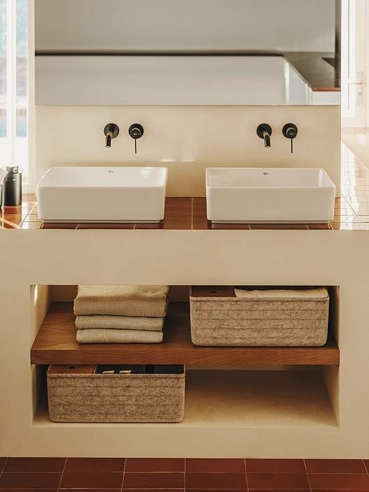 Boxes with Cork Cover