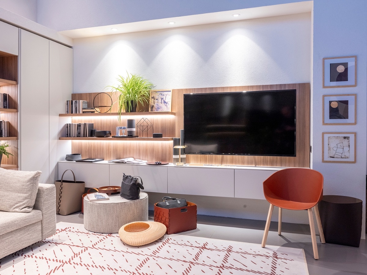 Functional Accessories at Compact Apartment