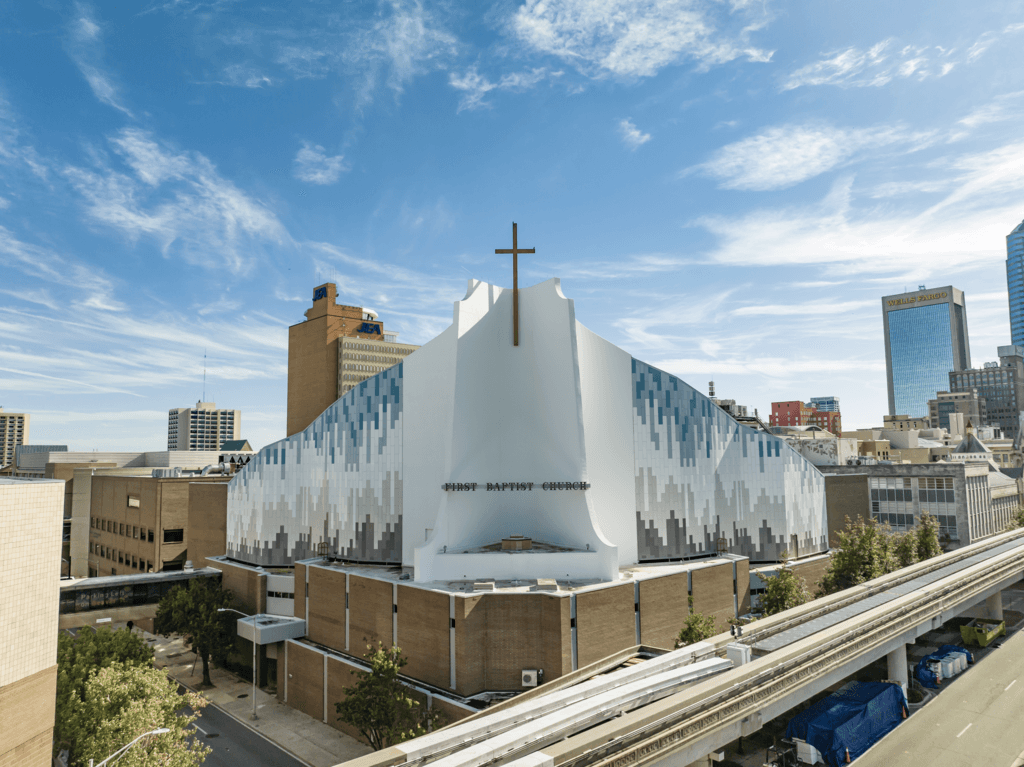 STENI Façade Panels in Jacksonville First Baptist Church