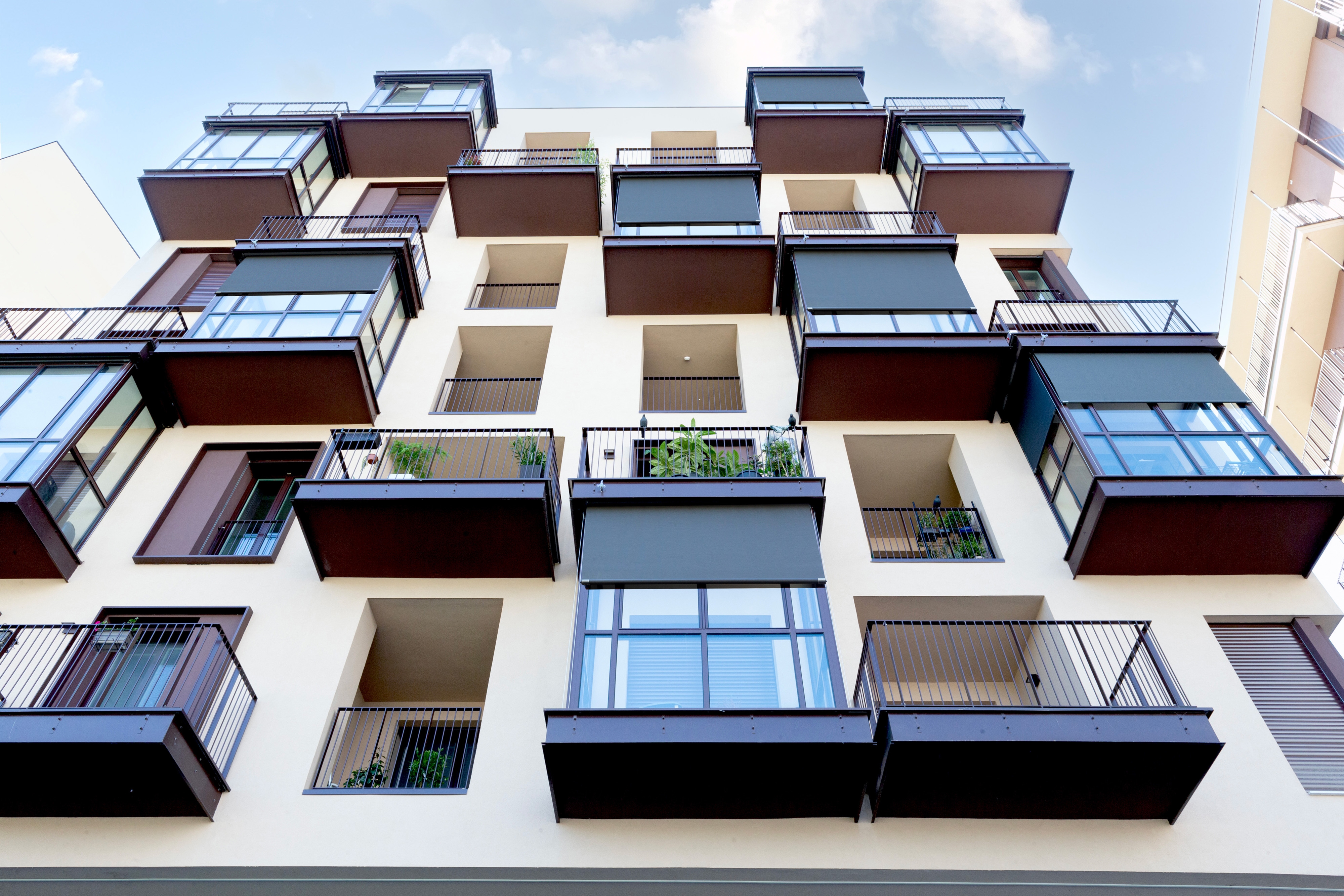 Premium Plus Roller Shades at Sei Milano Apartment Complex