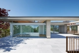 Sliding Windows for Uninterrupted Views in Austrian Villas