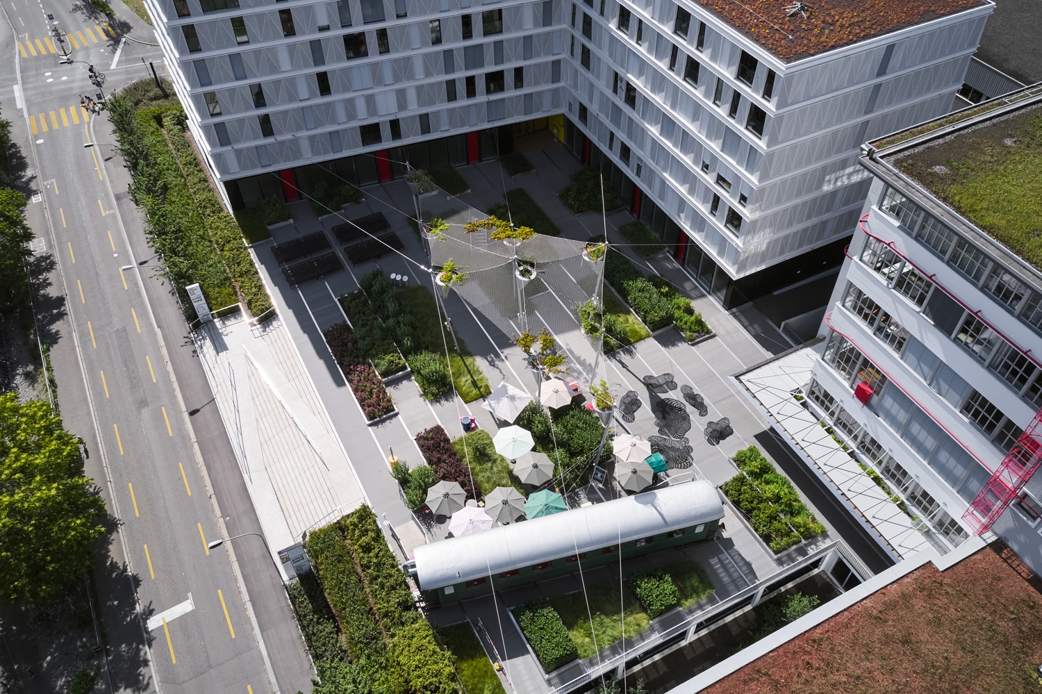 Stainless Steel Ropes in Oerlikon Green Shade Roof