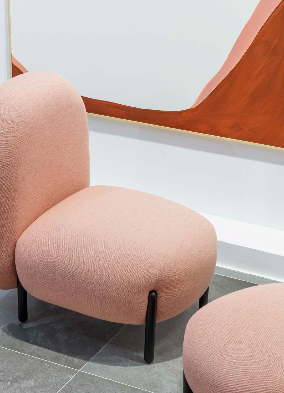 Sofa and Pouf | BALLOON