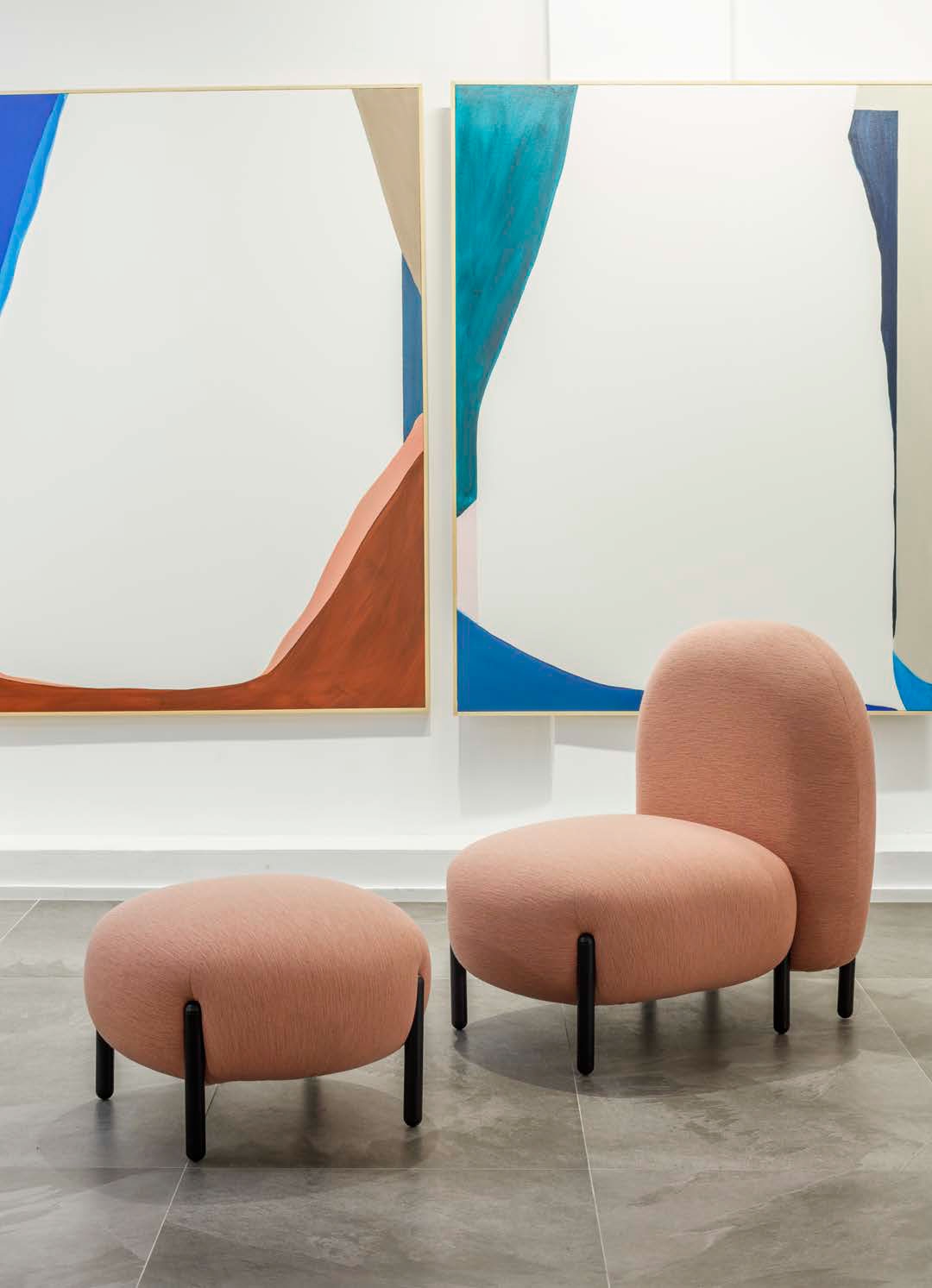 Sofa and Pouf | BALLOON