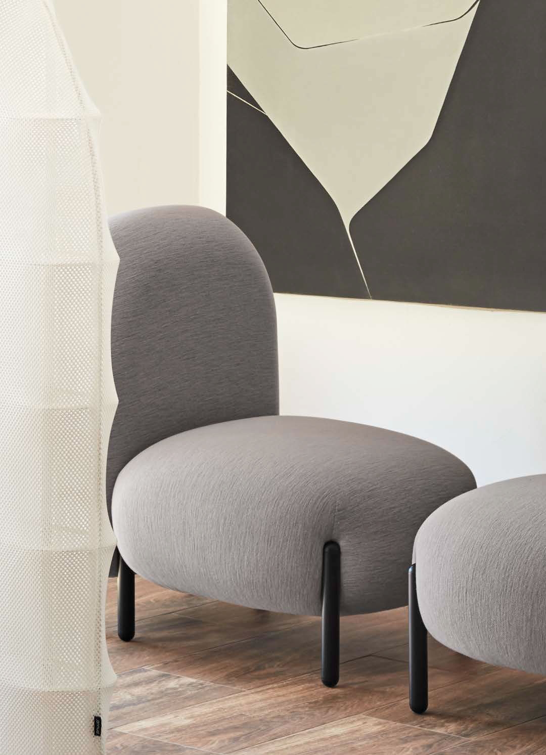 Sofa and Pouf | BALLOON