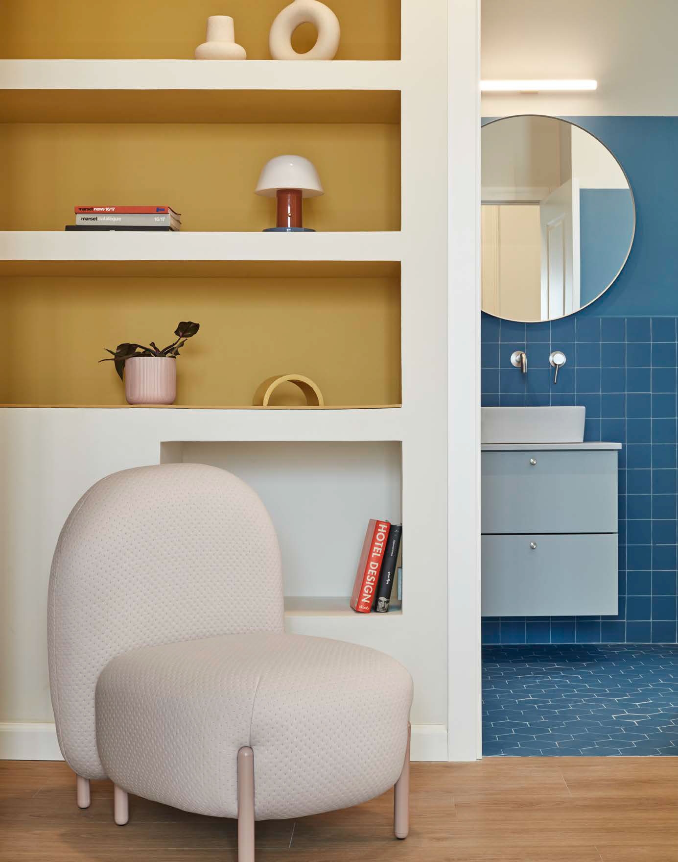 Sofa and Pouf | BALLOON