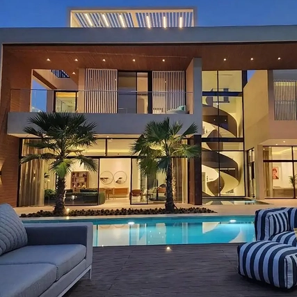 Minimal Sliding System at Lunaria Villas