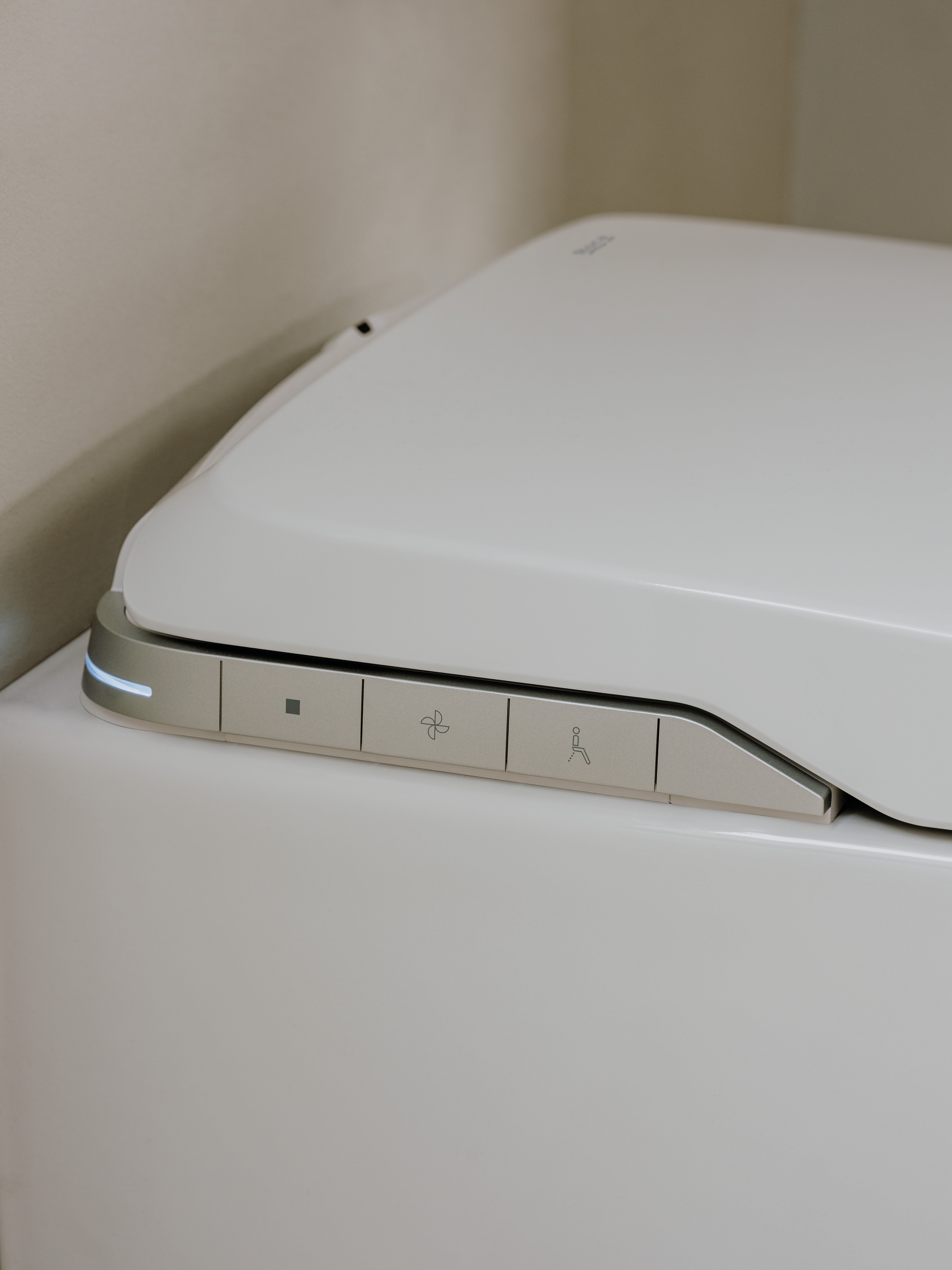Smart Toilets - In-Wash® Insignia, Inspira & Ona