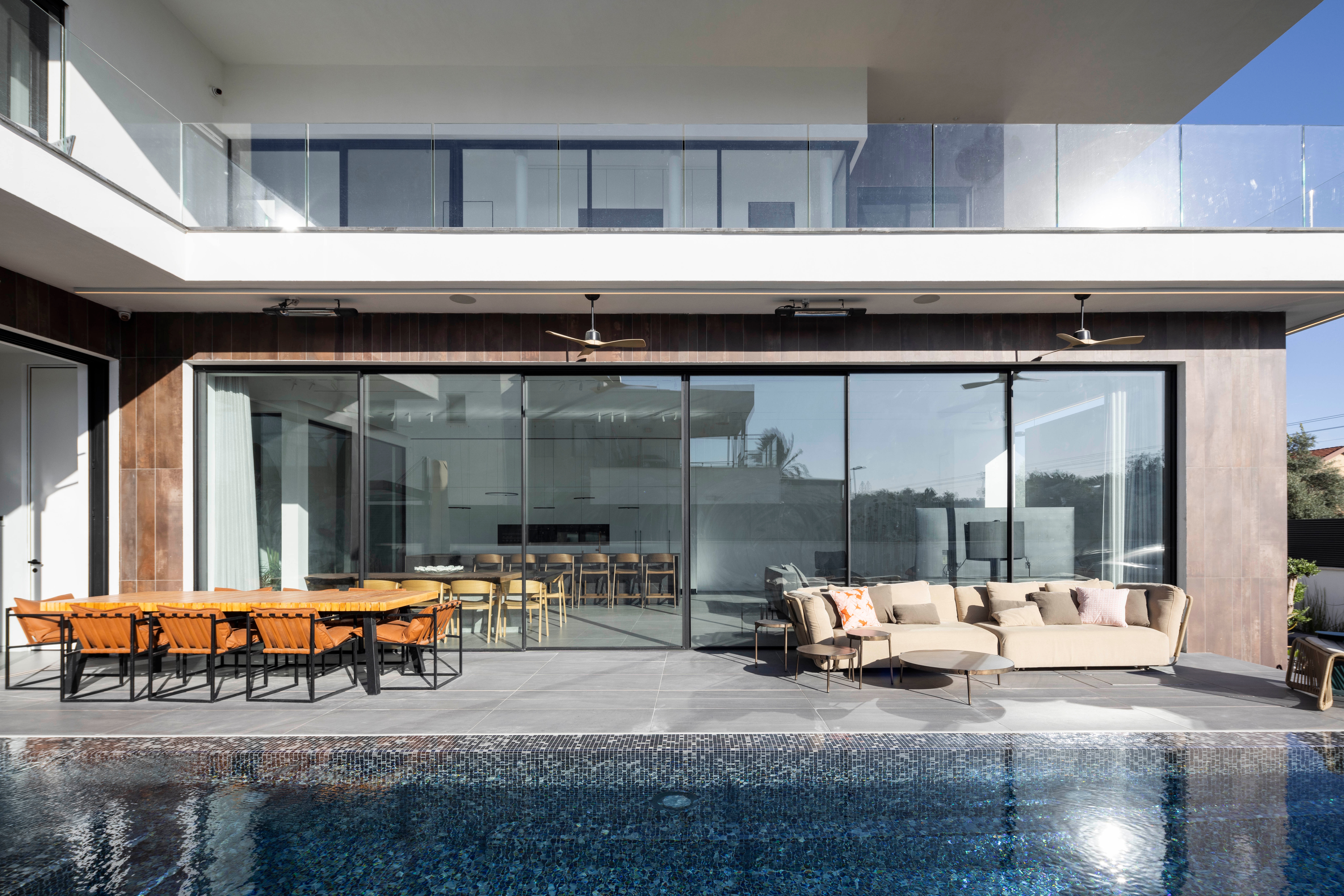 Minimal Sliding System at Israeli Residence