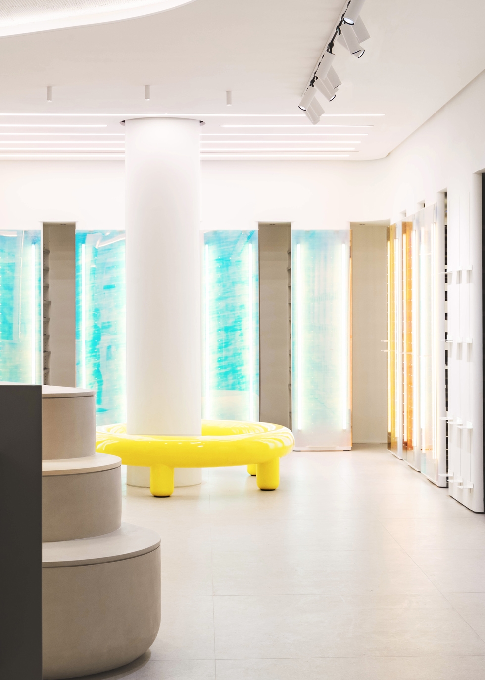 Directional Spotlights at Ulanka Store