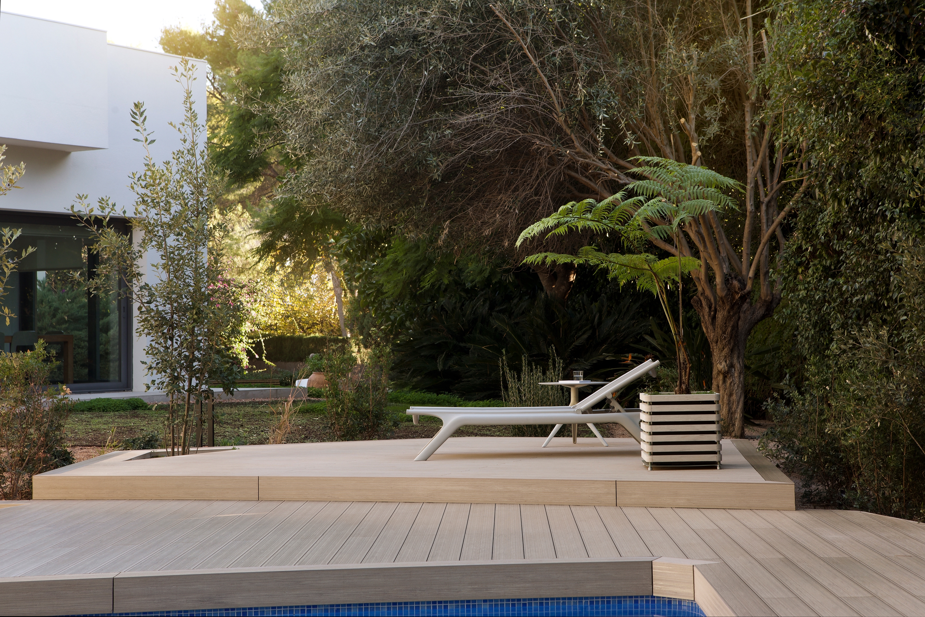 Hollow Decking - Chromatic