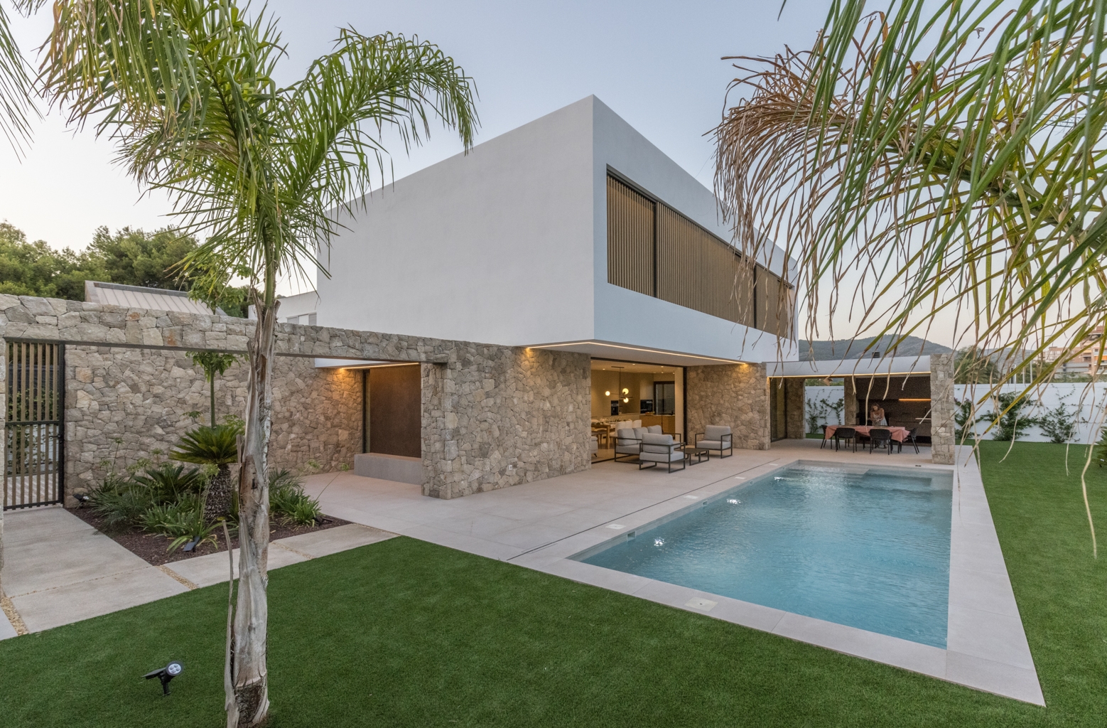 Verticle Cladding - Annapurna