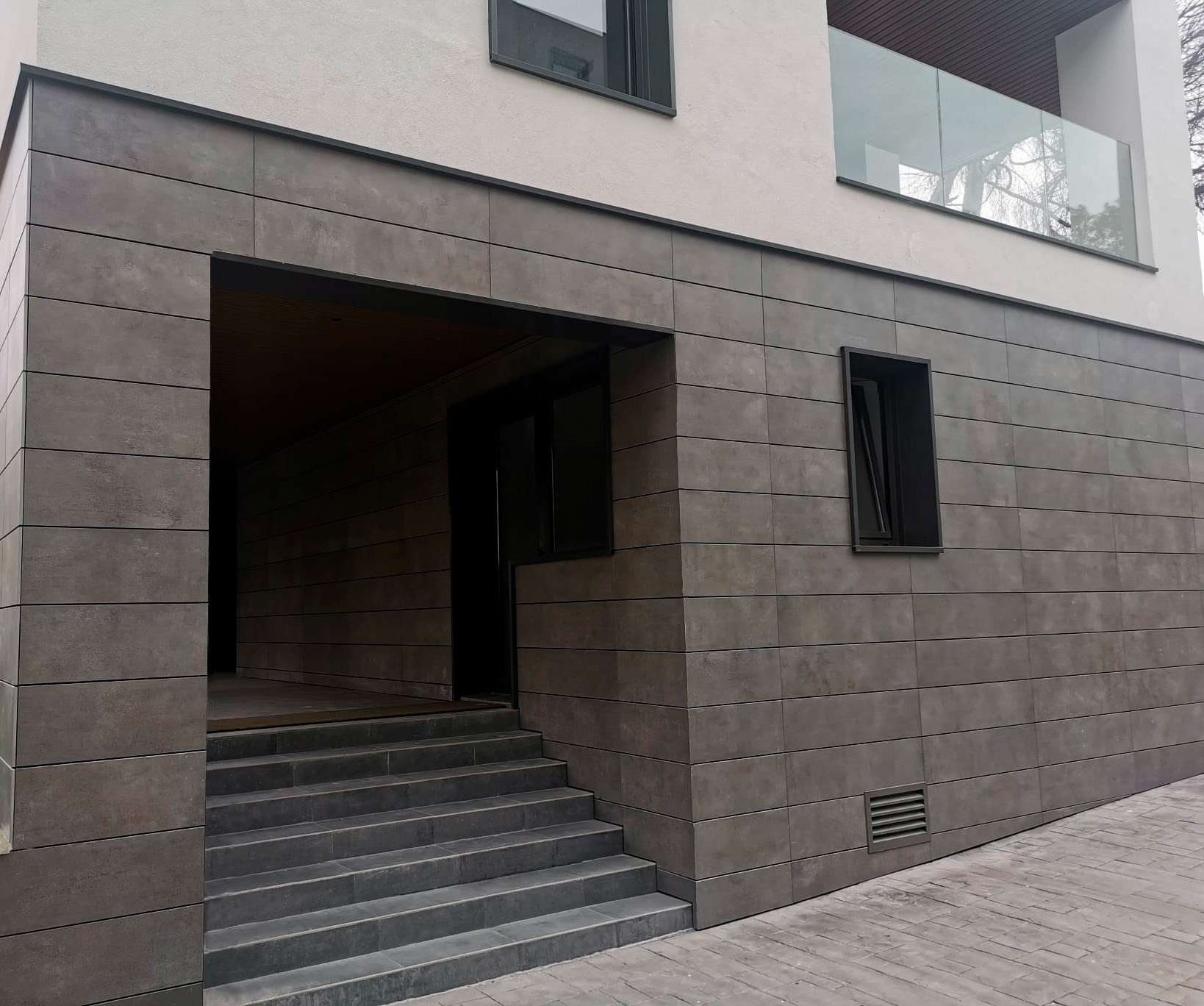 Ventilated Facades - Metallic