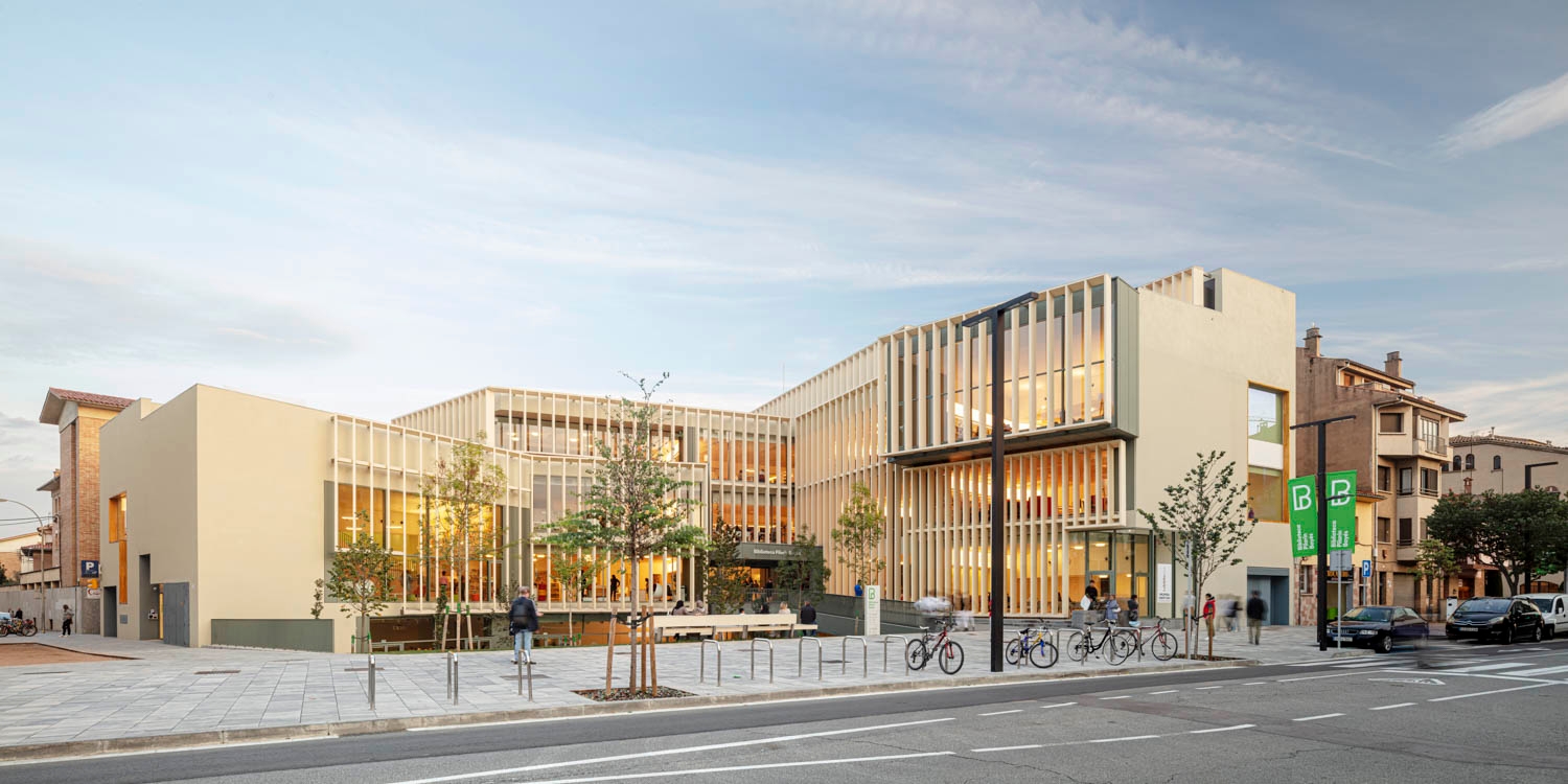 Custom Wooden Facades