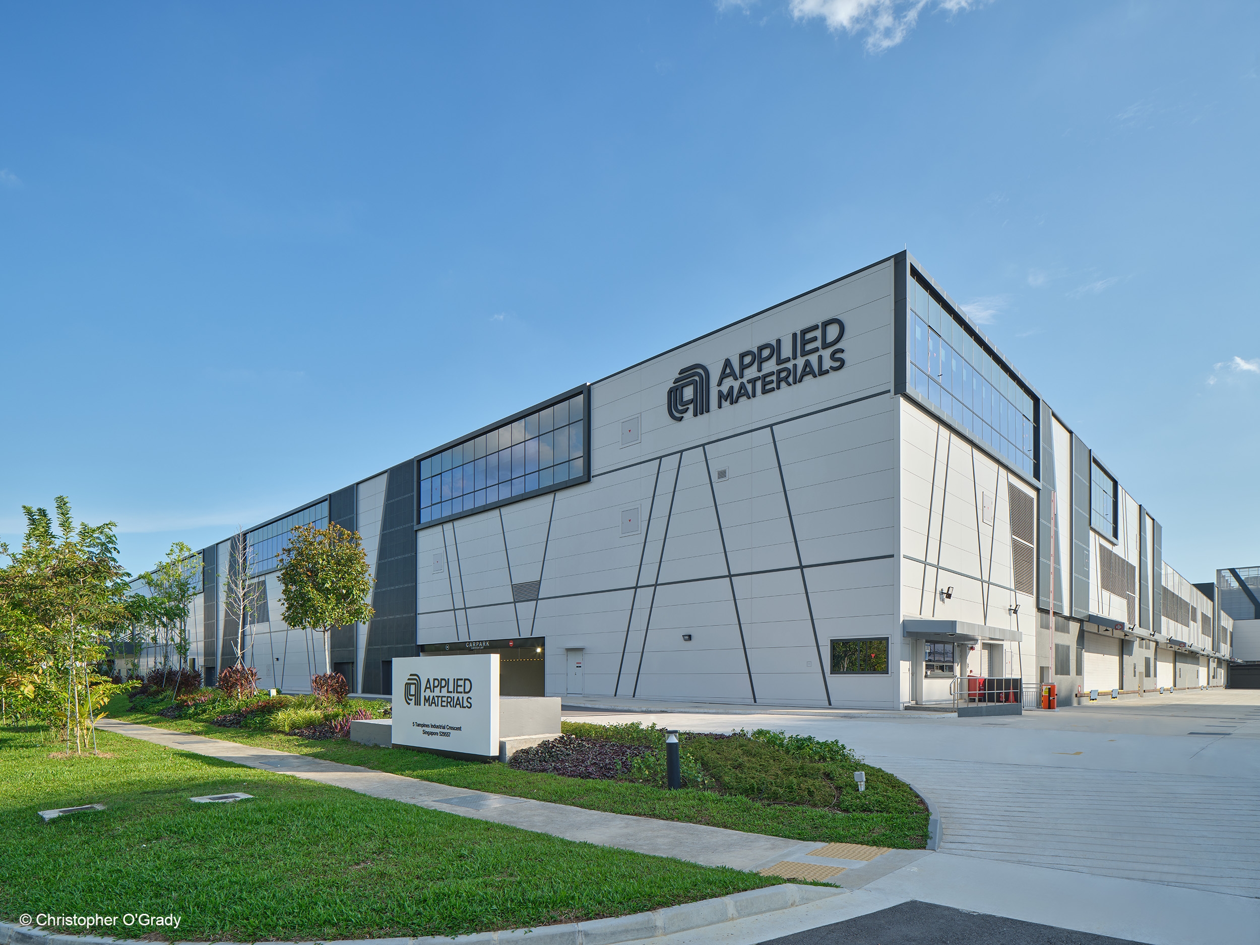 Modular Metal Wall - Qbiss One NEXT