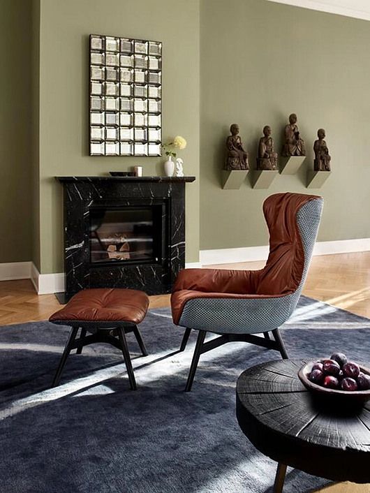 Leya Wingback Chair