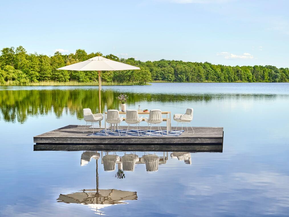 Outdoor Loungers - Leyasol