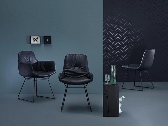 Leya Armchair High