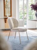 Indoor Seating - Nana