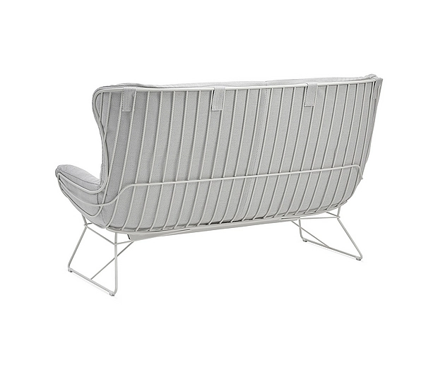 Wingback Couch - Leyasol
