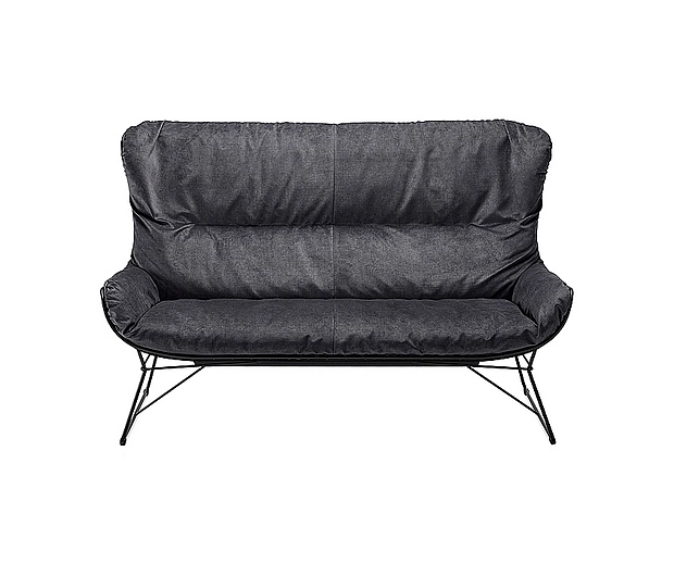 Wingback Couch - Leyasol
