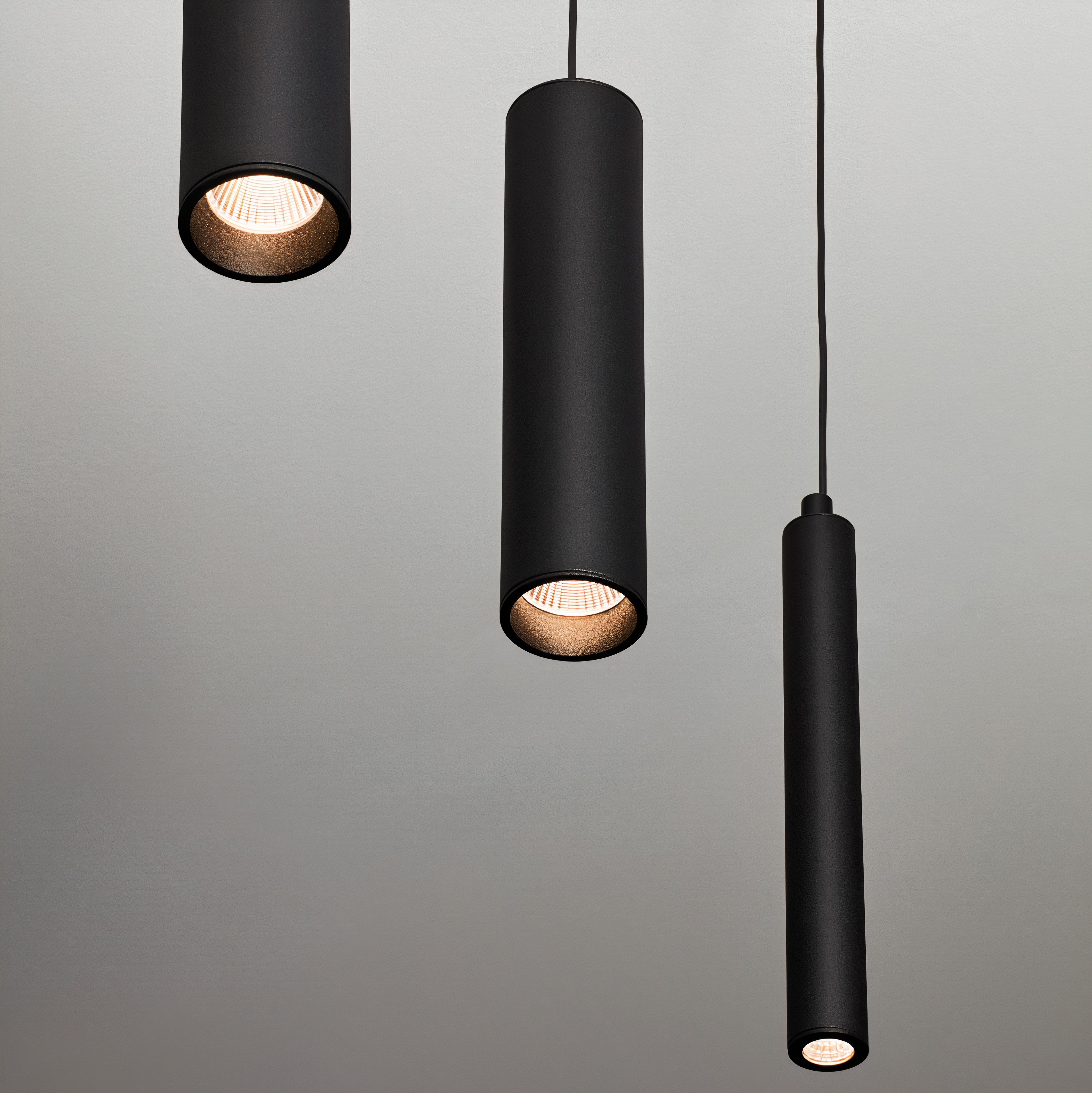 Magnetic Linear Lights